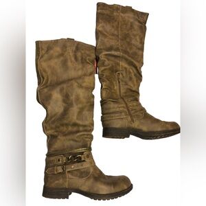 Womens size 7.5 brown/tan boots